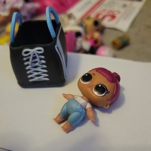 Lol surprise lil sis pins